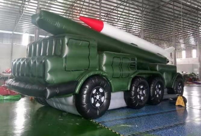 屏边军事导弹车